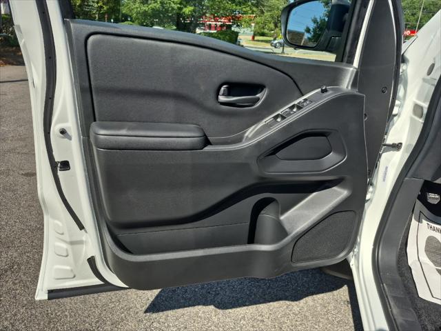 2026 Nissan Frontier Crew Cab Long Bed SV 4x2