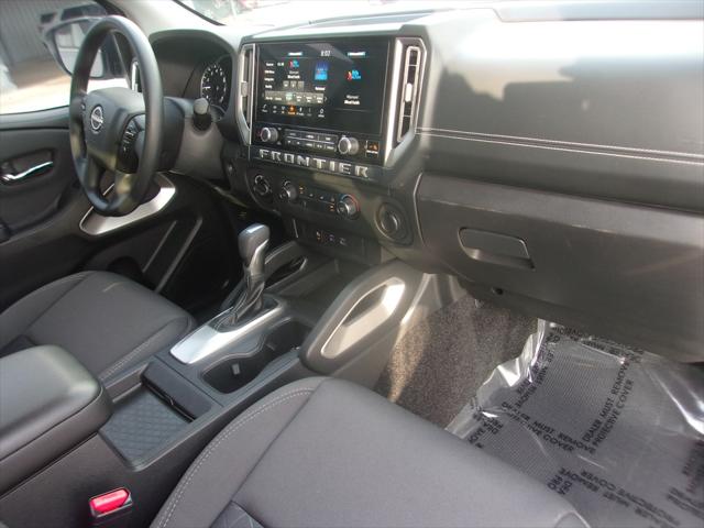 2025 Nissan Frontier Crew Cab SV 4x4