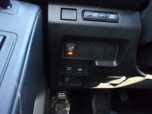 2025 Nissan Frontier Crew Cab SV 4x4