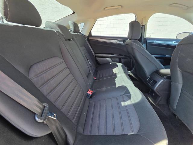 2020 Ford Fusion SE