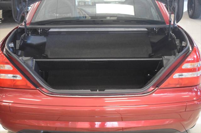 2004 Mercedes-Benz SLK Kompressor