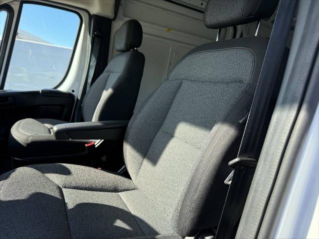 2025 Ram ProMaster 2500 Cargo Van Tradesman High Roof 159" WB w/Pass Seat