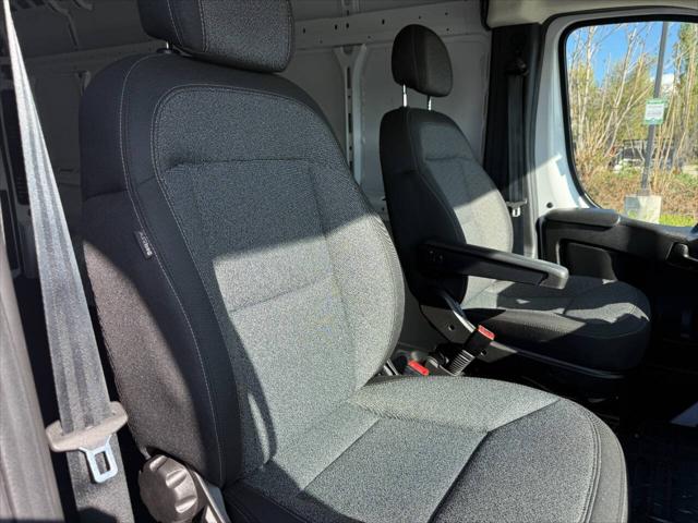 2025 Ram ProMaster 2500 Cargo Van Tradesman High Roof 159" WB w/Pass Seat