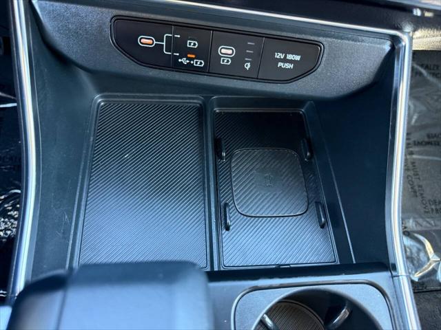 2025 Kia Carnival MPV SX Prestige