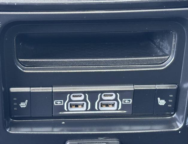 2021 Ram 1500 Laramie Crew Cab 4x4 5'7" Box