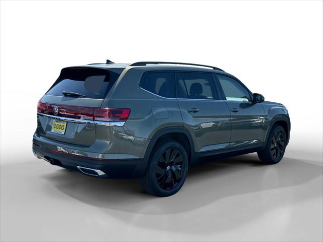 2026 Volkswagen Atlas SE with Technology