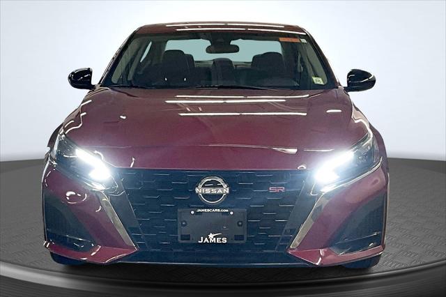 2025 Nissan Altima SR FWD