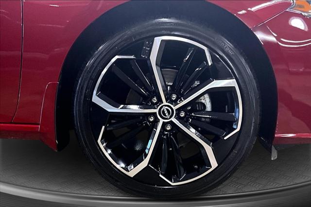 2025 Nissan Altima SR FWD