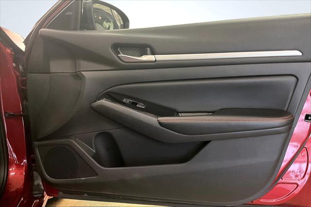 2025 Nissan Altima SR FWD