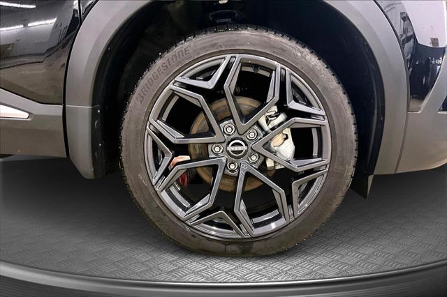 2025 Nissan Kicks SR Intelligent AWD