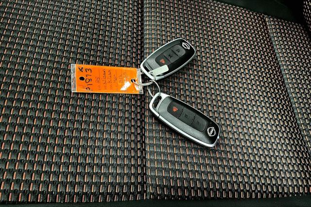 2025 Nissan Kicks SR Intelligent AWD