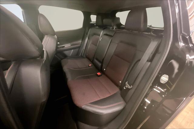 2025 Nissan Kicks SR Intelligent AWD