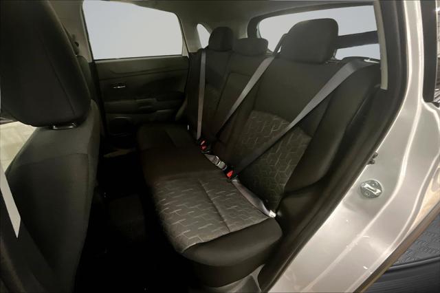 2026 Mitsubishi Outlander Sport 2.0 LE
