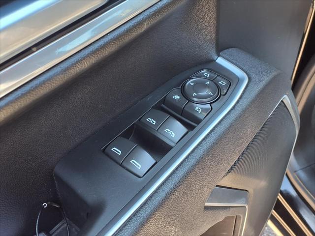 2025 GMC Sierra 1500 4WD Crew Cab Short Box SLT