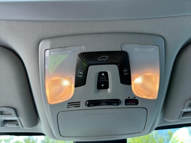 2020 Toyota Sienna XLE