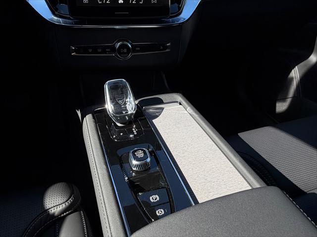 2026 Volvo XC90 Ultra, B5 AWD Gas (mild hybrid), Gasoline, Bright, 7 Seats