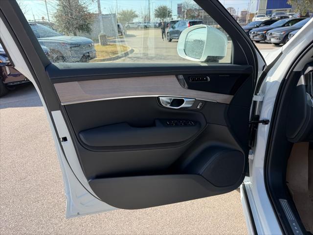 2026 Volvo XC90 Plus, B6 AWD Gas (mild hybrid), Gasoline, Bright, 7 Seats
