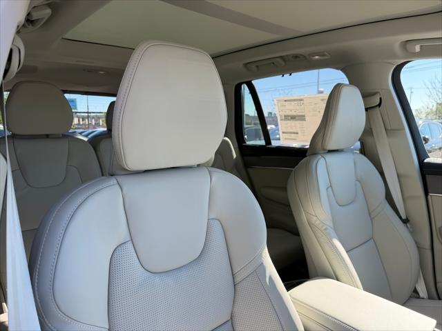 2026 Volvo XC90 Ultra, B6 AWD Gas (mild hybrid), Gasoline, Bright, 7 Seats