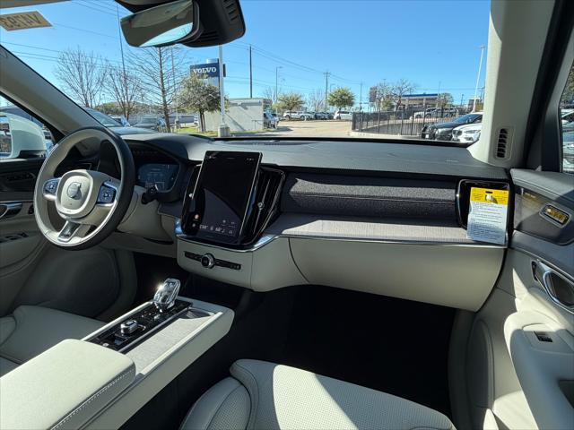 2026 Volvo XC90 Ultra, B6 AWD Gas (mild hybrid), Gasoline, Bright, 7 Seats