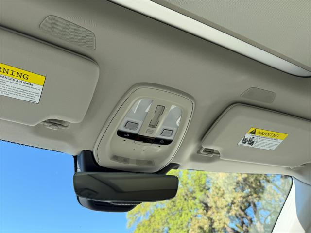 2026 Volvo XC90 Ultra, B6 AWD Gas (mild hybrid), Gasoline, Bright, 7 Seats
