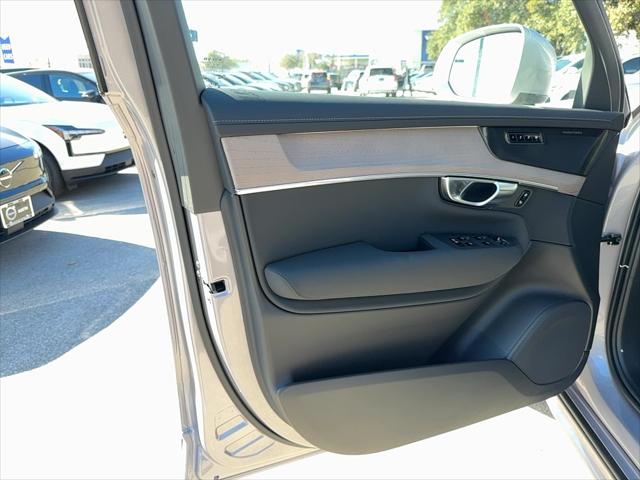 2026 Volvo XC90 Plus, B6 AWD Gas (mild hybrid), Gasoline, Bright, 7 Seats