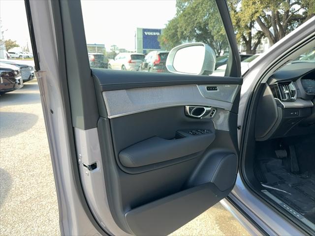 2026 Volvo XC90 Plug-In Hybrid Ultra, T8 AWD, Electric/Gasoline, Bright, 7 Seats