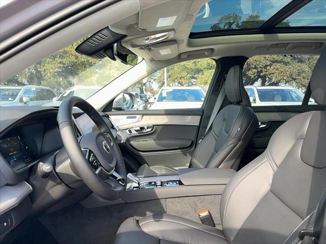 2026 Volvo XC90 Plug-In Hybrid Ultra, T8 AWD, Electric/Gasoline, Bright, 7 Seats