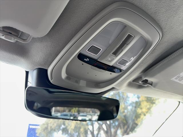 2026 Volvo XC90 Plug-In Hybrid Ultra, T8 AWD, Electric/Gasoline, Bright, 7 Seats