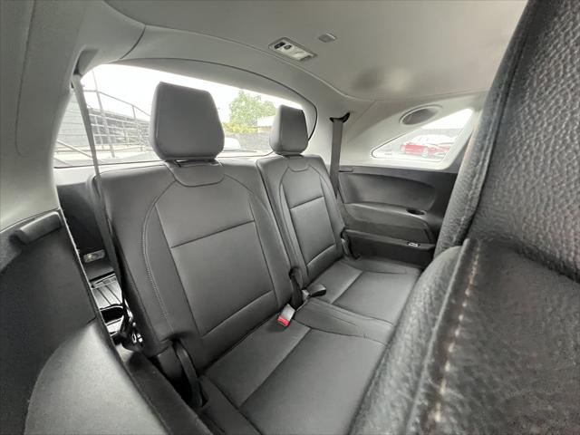 2017 Acura MDX w/Technology Package