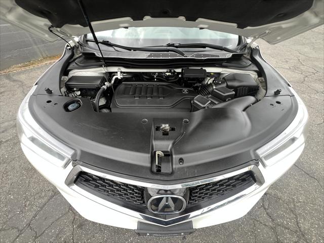 2017 Acura MDX w/Technology Package