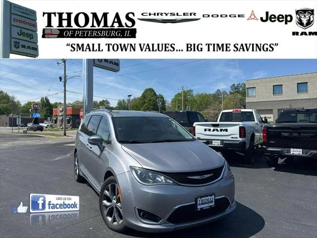 2019 Chrysler Pacifica Limited for sale in Petersburg, IL