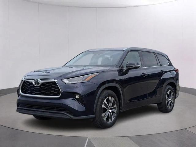 2022 Toyota Highlander XLE for sale in Columbia, MS