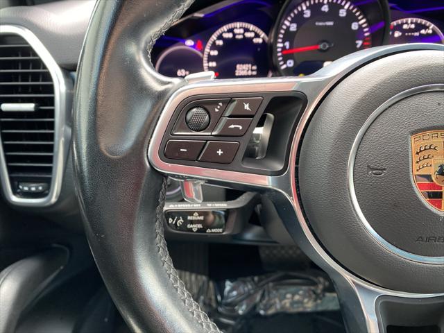 2023 Porsche Cayenne Platinum Edition
