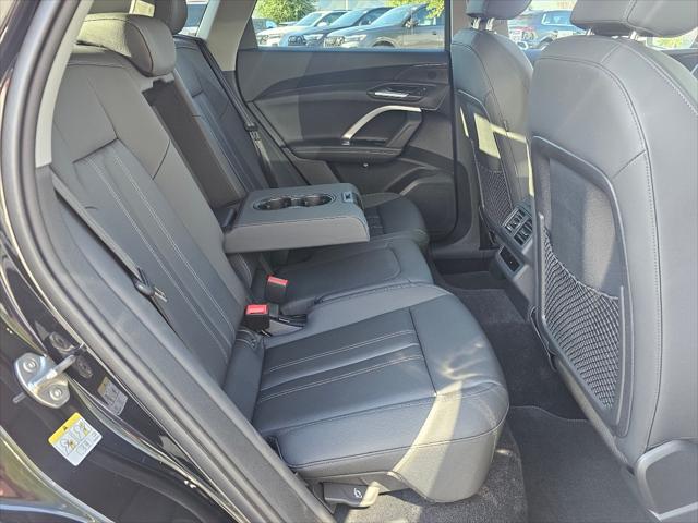 2026 Audi Q5 Sportback Premium TFSI quattro S tronic