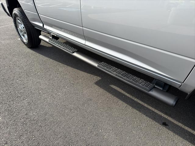 2026 Ram 2500 Tradesman Crew Cab 4x4 64 Box
