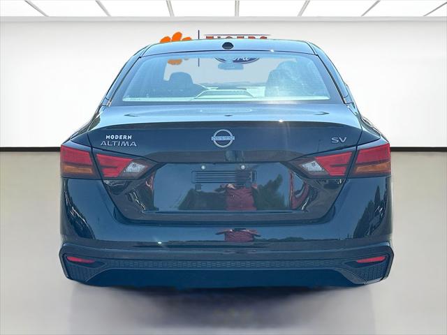 2024 Nissan Altima SV FWD