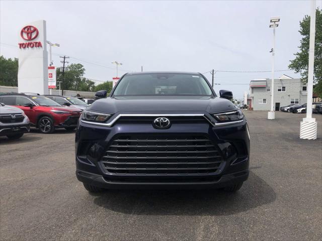 2026 Toyota Grand Highlander LE