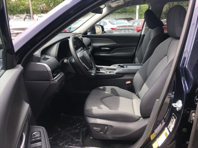 2026 Toyota Grand Highlander LE