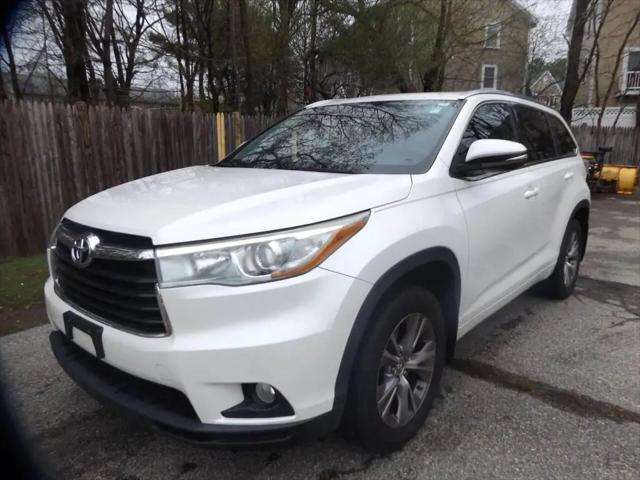 2015 Toyota Highlander XLE V6 for sale in Wayland, MA