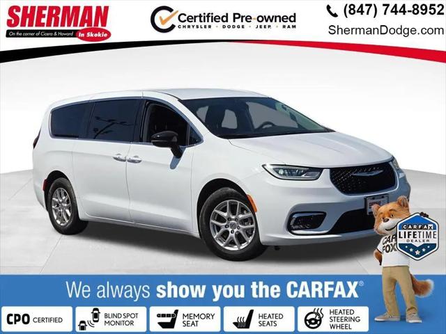 2024 Chrysler Pacifica Touring L for sale in Skokie, IL