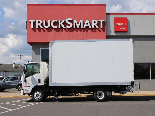 2025 Isuzu NPR Unknown