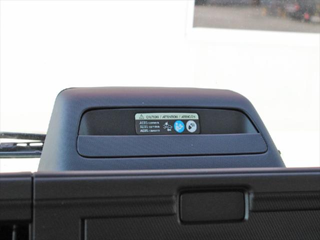 2025 Isuzu NPR Unknown