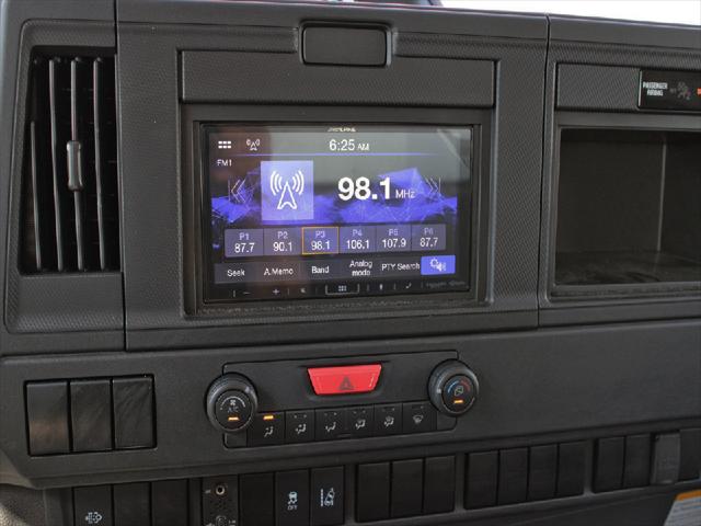 2025 Isuzu NPR Unknown