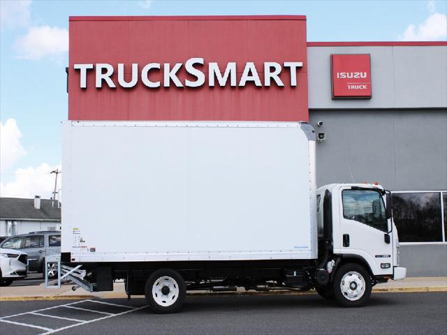 2025 Isuzu NRR Unknown