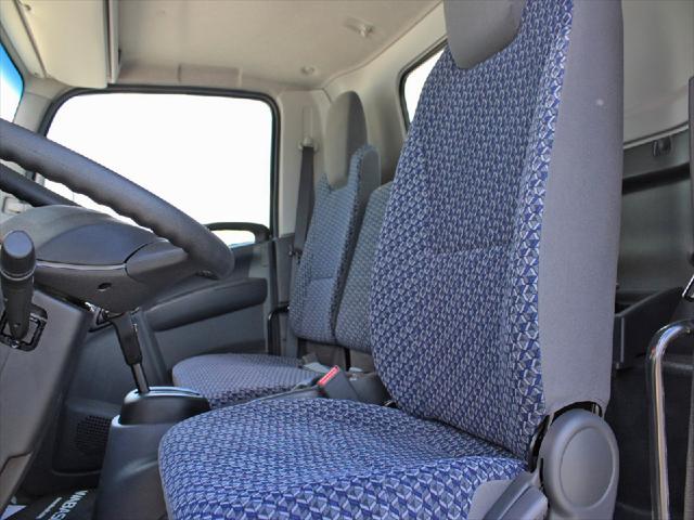 2025 Isuzu NRR Unknown