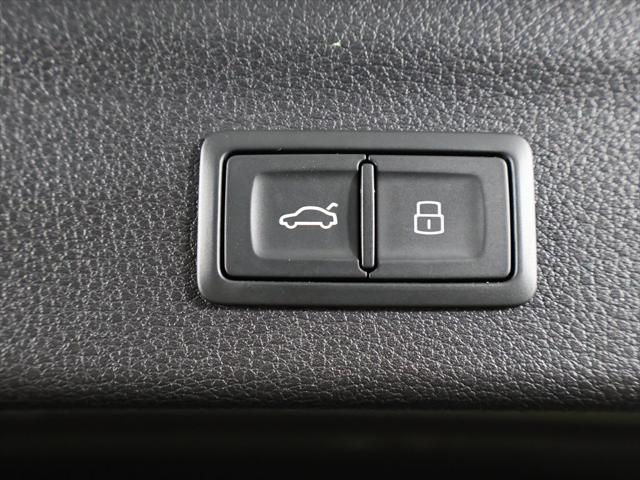 2023 Audi Q3 Premium Plus 45 TFSI S line quattro Tiptronic