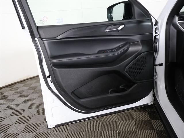 2024 Jeep Grand Cherokee L Altitude 4x4