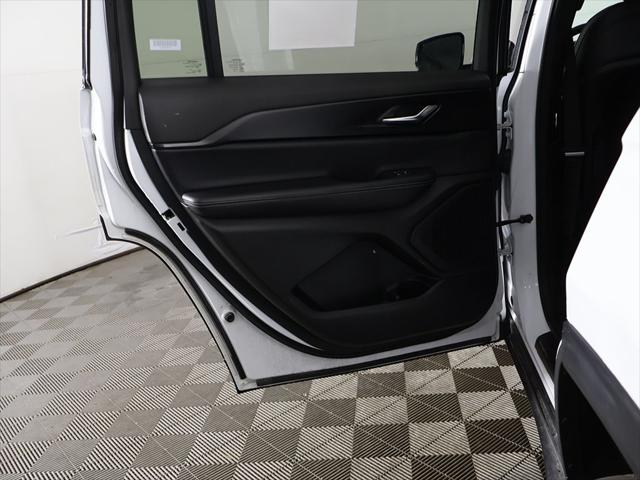 2024 Jeep Grand Cherokee L Altitude 4x4