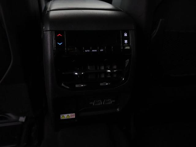 2024 Jeep Grand Cherokee L Altitude 4x4