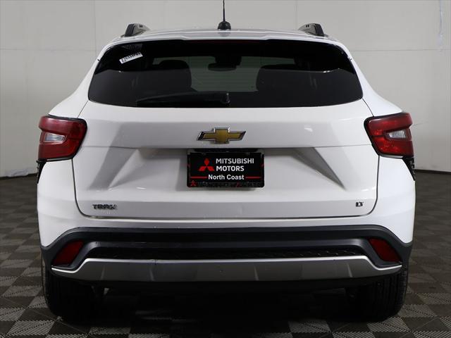 2025 Chevrolet Trax FWD LT